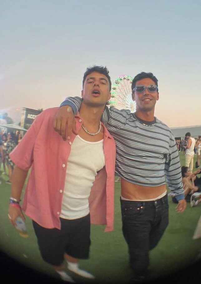 Mannen festival outfit.